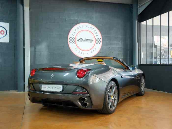 Ferrari California - 2010 3