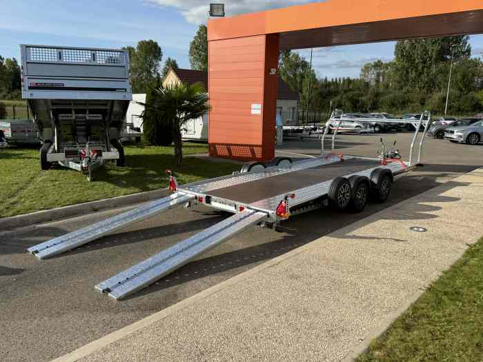 REMORQUE PORTE VOITURE BRIAN JAMES A-TRANSPORTER A4 5.0m X 2.0m 3000 kg / PLATEAU PORTE AUTO / NEUVE / EN STOCK / RACK A ROUE DE COMPETITION / JANTES ALU / 7930 HT 5