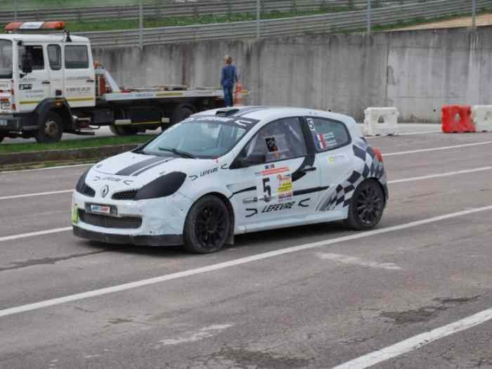 Clio 3 RS folcar 1