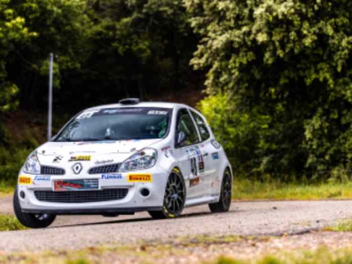 Clio R3 MAX 4