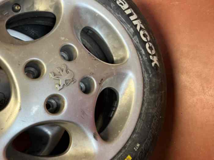 2 Pneus hankook w72 14 pouce