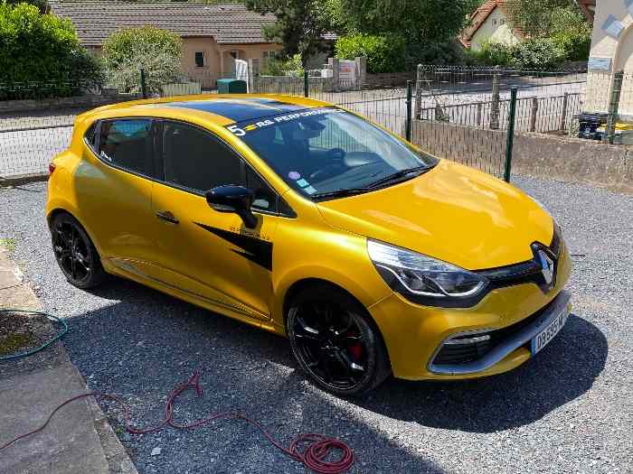 Clio 4 RS Cup 1