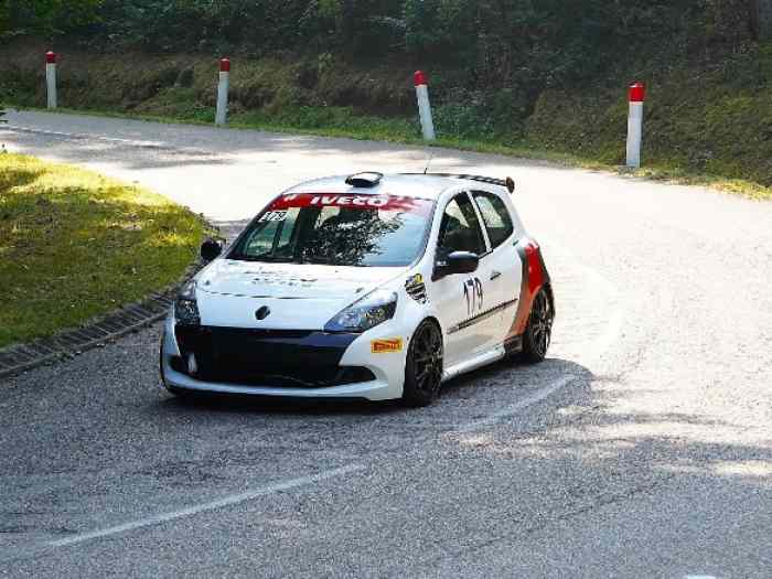 Clio 3 cup 1