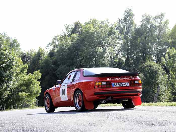 Porsche 944 turbo Groupe B reprise ech...