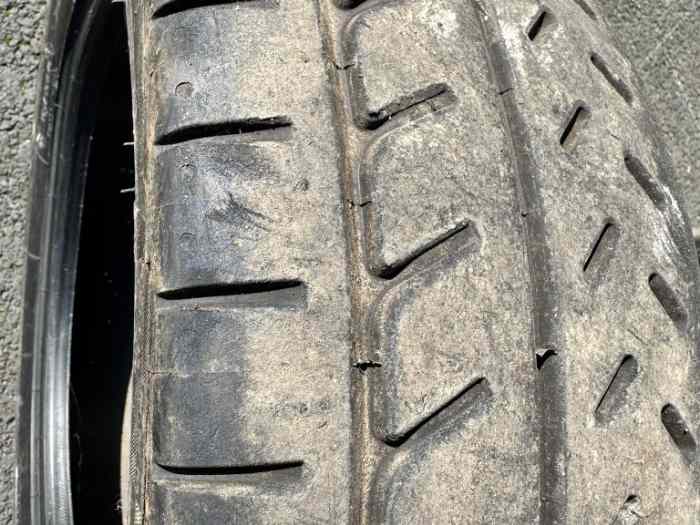 P01 PNEUS MICHELIN 19/60 - 16 4