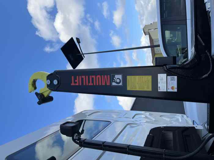 LOCATION Camion Neuf Polybenne 430 Renault 2