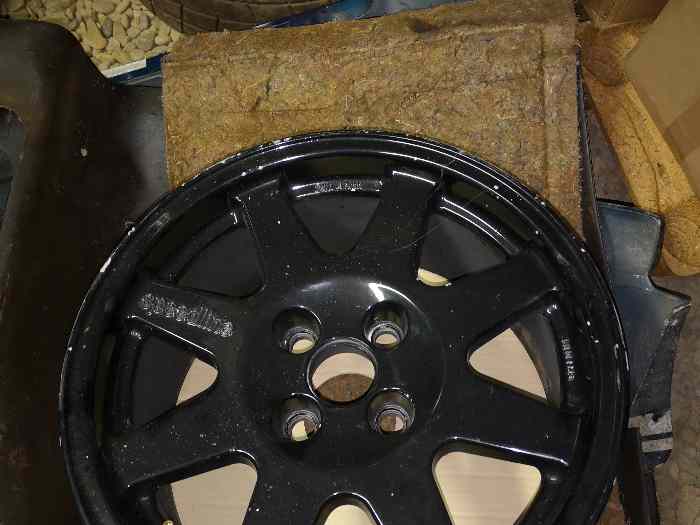 Diverses jantes FORD 4x108 pour sierra et ESCORT COSWORTH 4