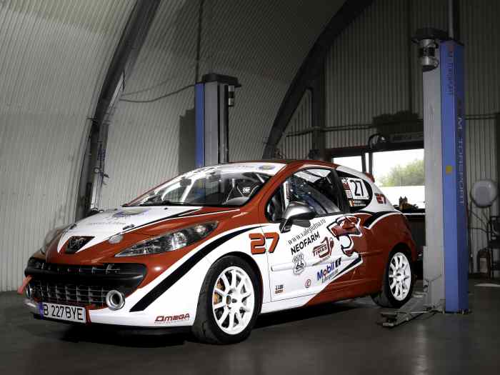 PEUGEOT 207 RC TURBO READY FOR RACE! 4