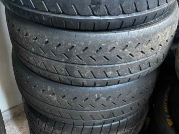 Vend pneus Michelin en 17 (neuf et occasion) 2