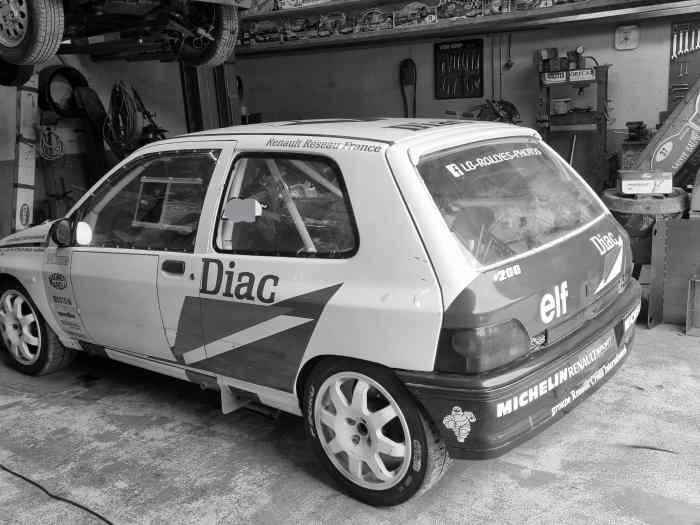 Clio grA ou f2000