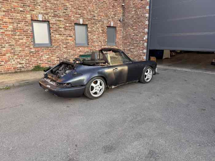 Porsche 964 3.6 Carrera 4 Cabriolet de 1990 3