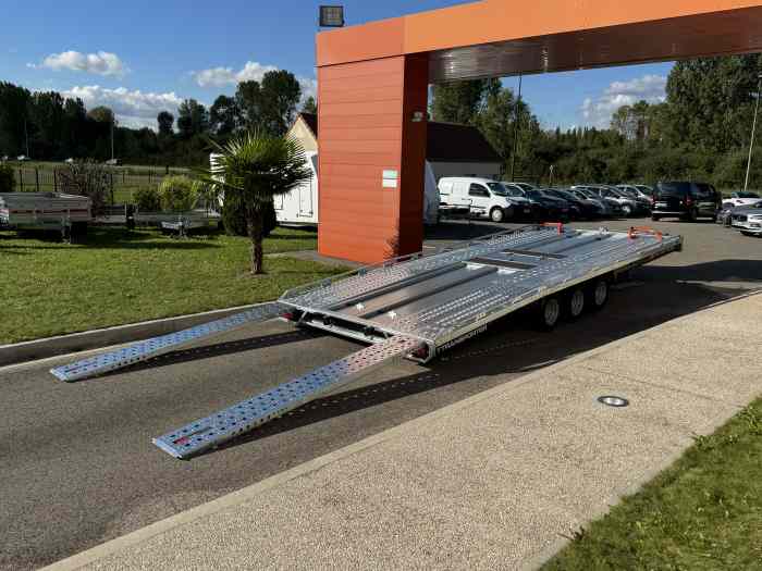 REMORQUE BRIAN JAMES PORTE VOITURE BASCULANTE T-TRANSPORTER 5.50m X 2.24m 3500 kg / 3 ESSIEUX / TREUIL / TVA RECUPERABLE / 10950 HT 2