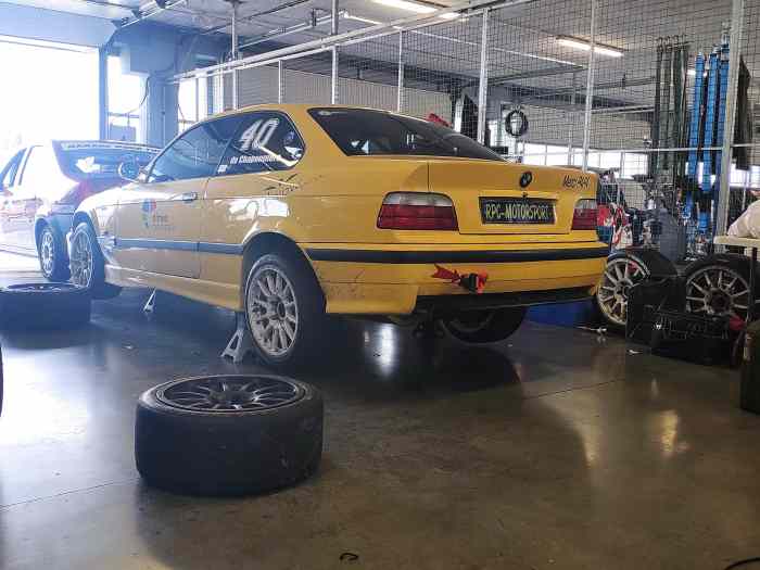 Vend BMW M3 E36 3.2L FN4 3