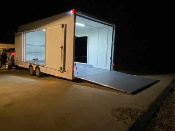 Remorque porte voiture fermée AutoSportTrailer AST-3 0