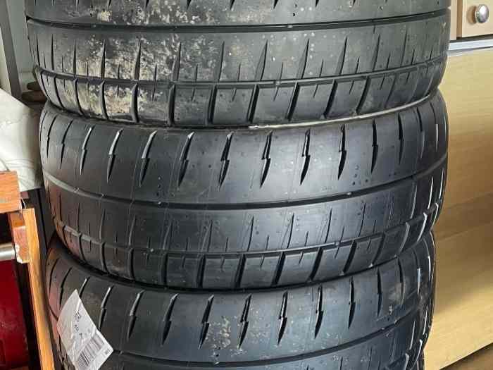 MICHELIN NEUFS 20/65-18 M21