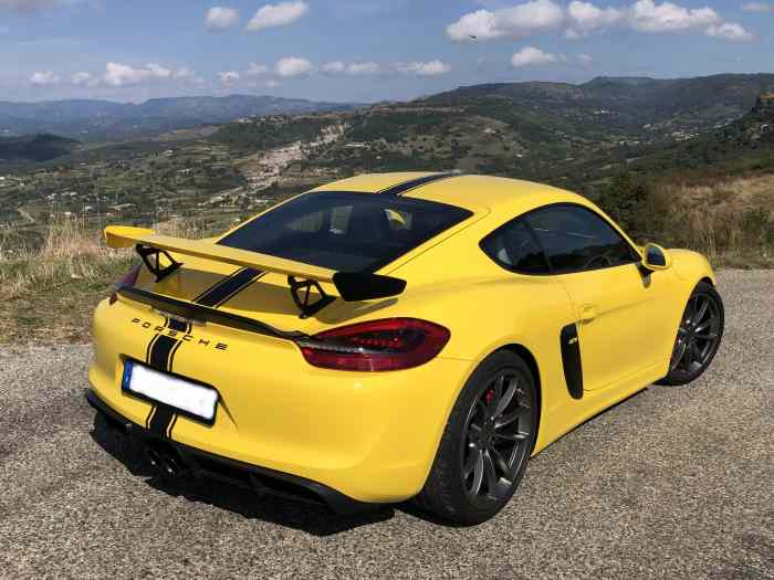 CAYMAN GT4 3