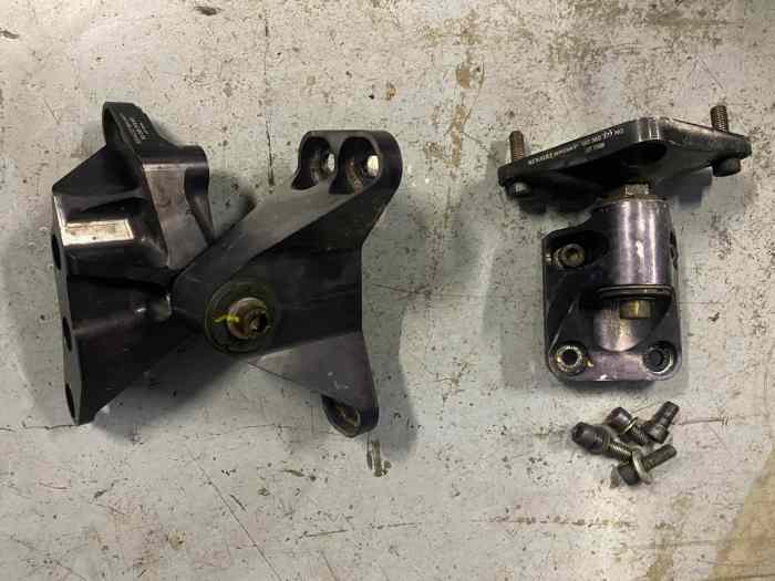 Support moteur clio 4 cup x98