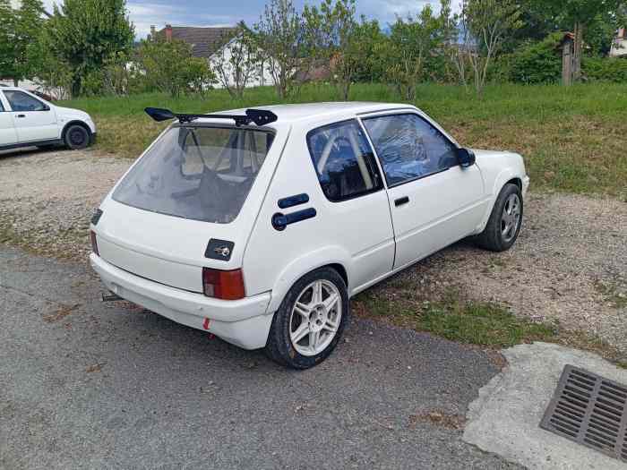 205 GTI 1.6. F2-13 idéal Gr A!!! 0