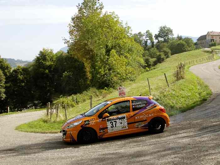 Peugeot 207rc a8 + plateau double essieux 3