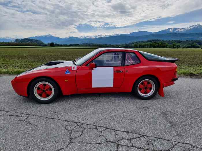 Vds Porsche 944 turbo Groupe B reprise...