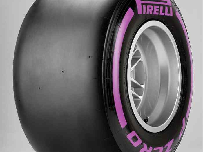 Recherche Pirelli Ultrasoft (Violet)