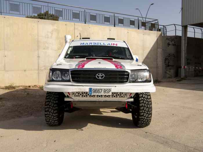 2002 Toyota Land Cruiser HDJ100 4.2 TD Rally Raid & Dakar Classic 2