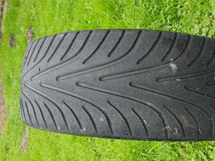 2 pneus pluie dunlop en 17 2