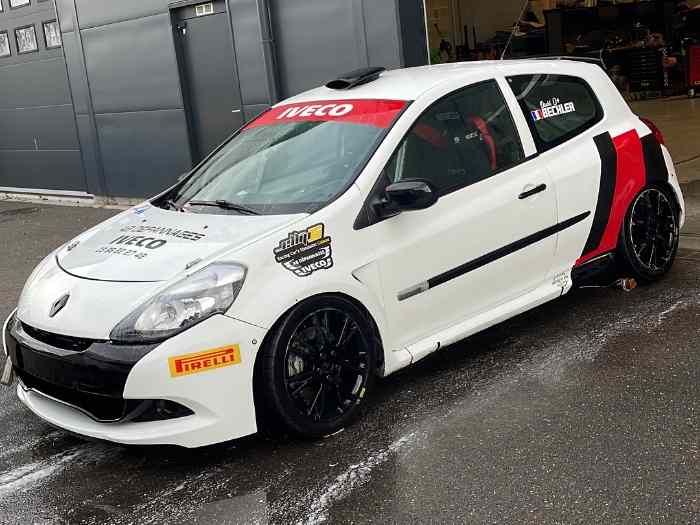 Clio 3 cup 1