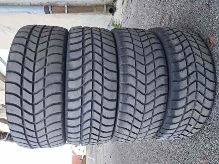 Pneus Pirelli RW1