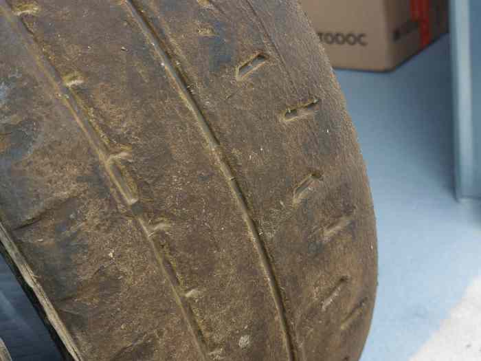 Hankook z215 16p 1