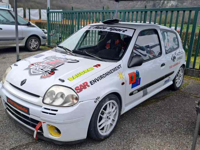 CLIO 2 RS PHASE 1 F2000/14 1