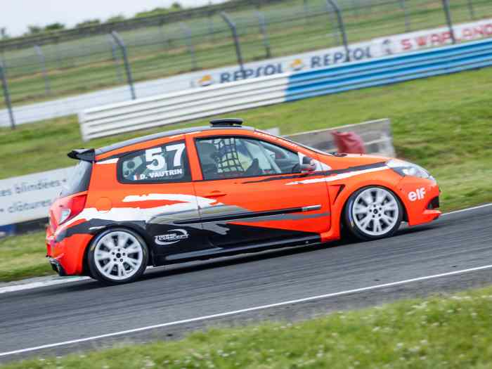 Clio 3 cup x85 3