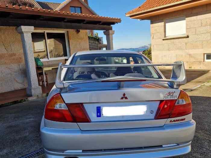 Mitsubishi evo 6 tommi makinen edition año 2000. 1