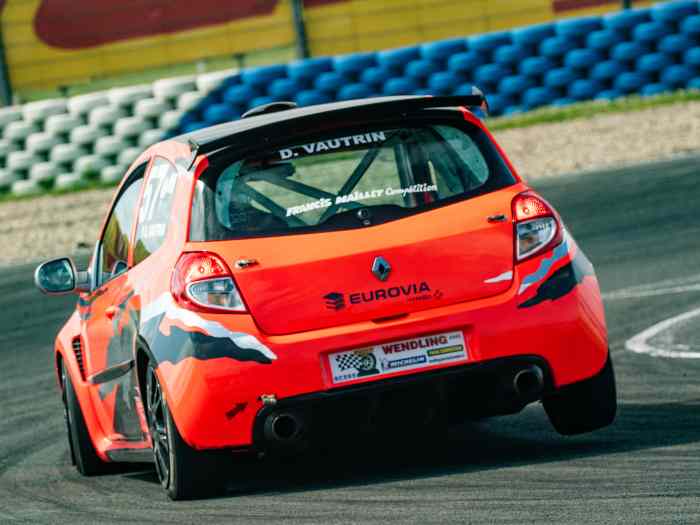 Clio 3 cup x85 2