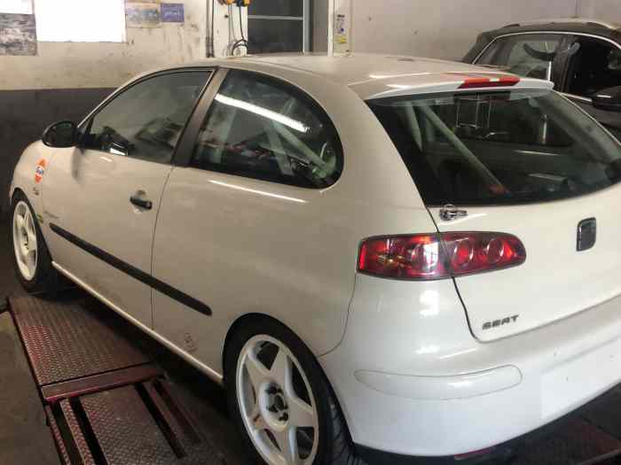 SEAT IBIZA TDI 2004 4