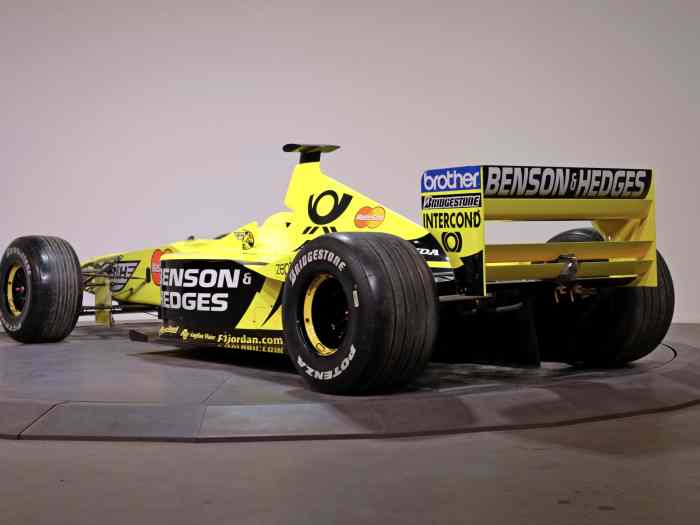 F1 Jordan EJ10 2000-2001 2