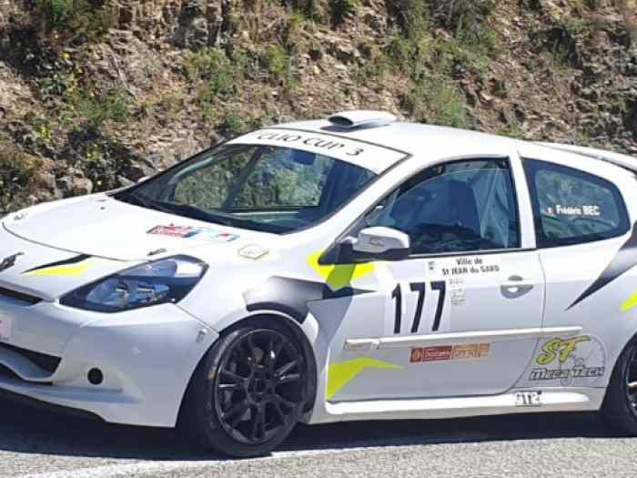 CLIO 3 CUP 1