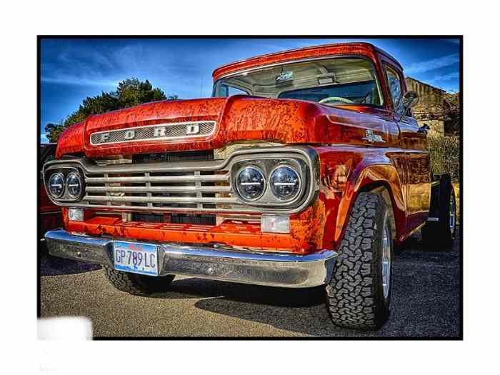 FORD F100