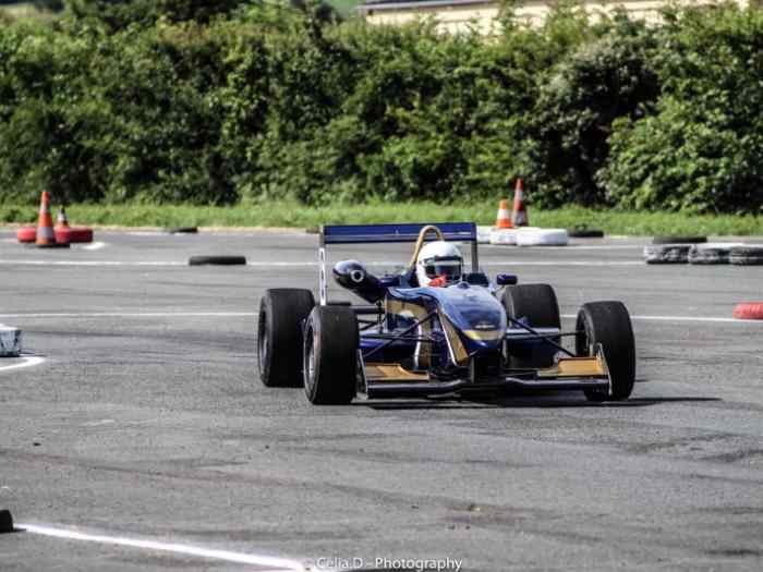 DALLARA F300 OPEL SPIESS 1