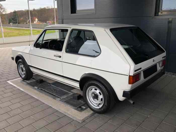 VOLKSWAGEN Golf GTI MK1 - 1979 1