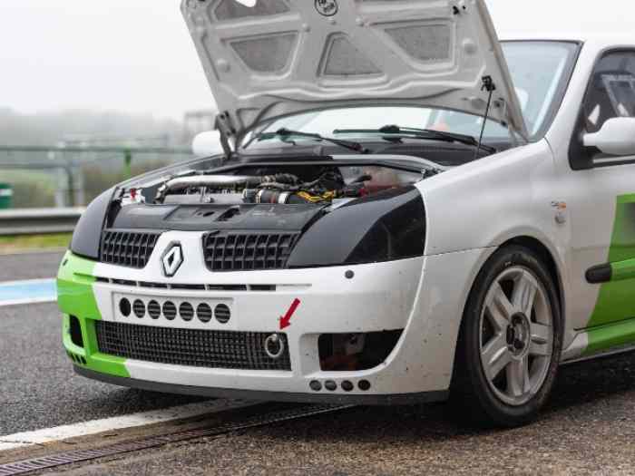 Renault Clio 2 cup 300ch 5