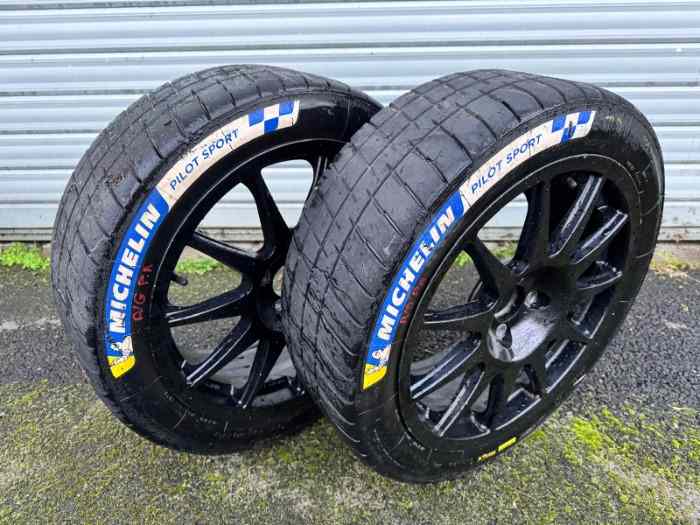 MW1 PNEUS MICHELIN 19/63 - 17 3