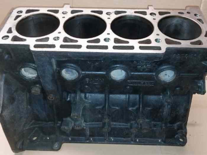 Bas moteur S14/7 pour BMW compact F200...