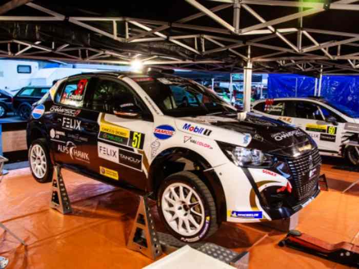 A SAISIR! PEUGEOT 208 RALLY4 ETAT NEUF 2