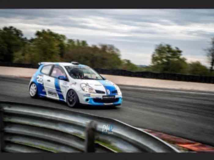 CLIO III CUP F2014 237 CH