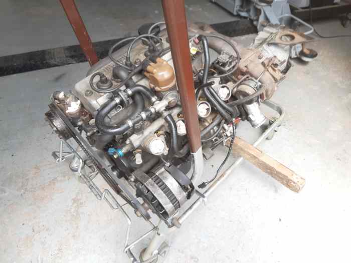 Moteur boîte complet R5 Turbo T2 2