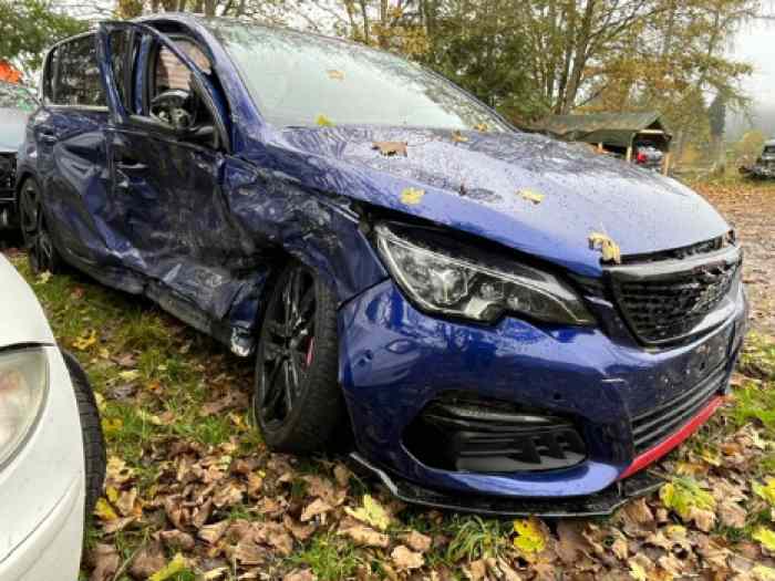 Peugeot 308 GTI 270 cv