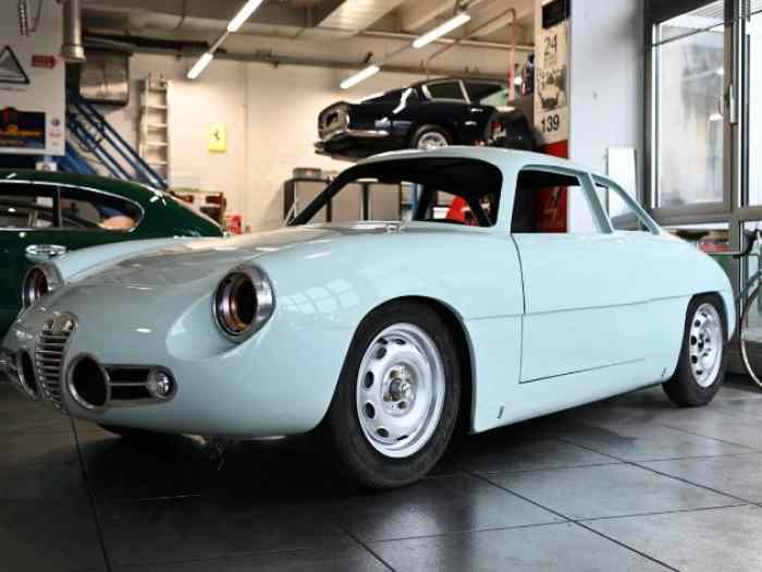 Alfa Romeo Giulietta SZ - recarrossé -...