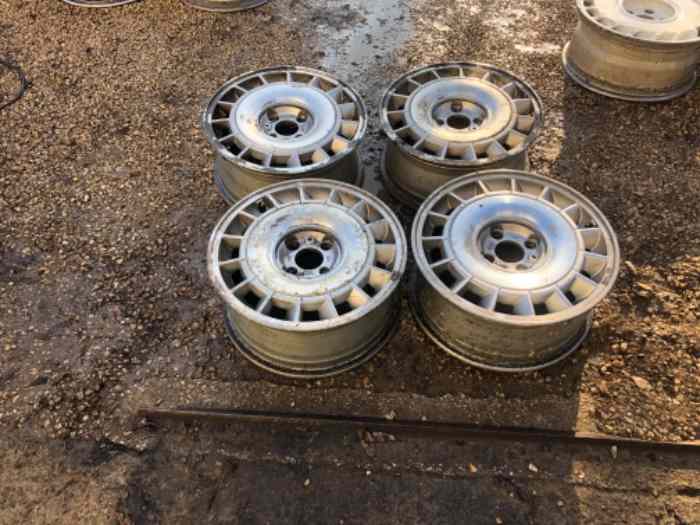 Lot jantes Clio 16s ph1