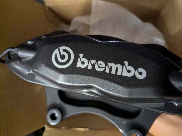 Etriers Brembo Neufs